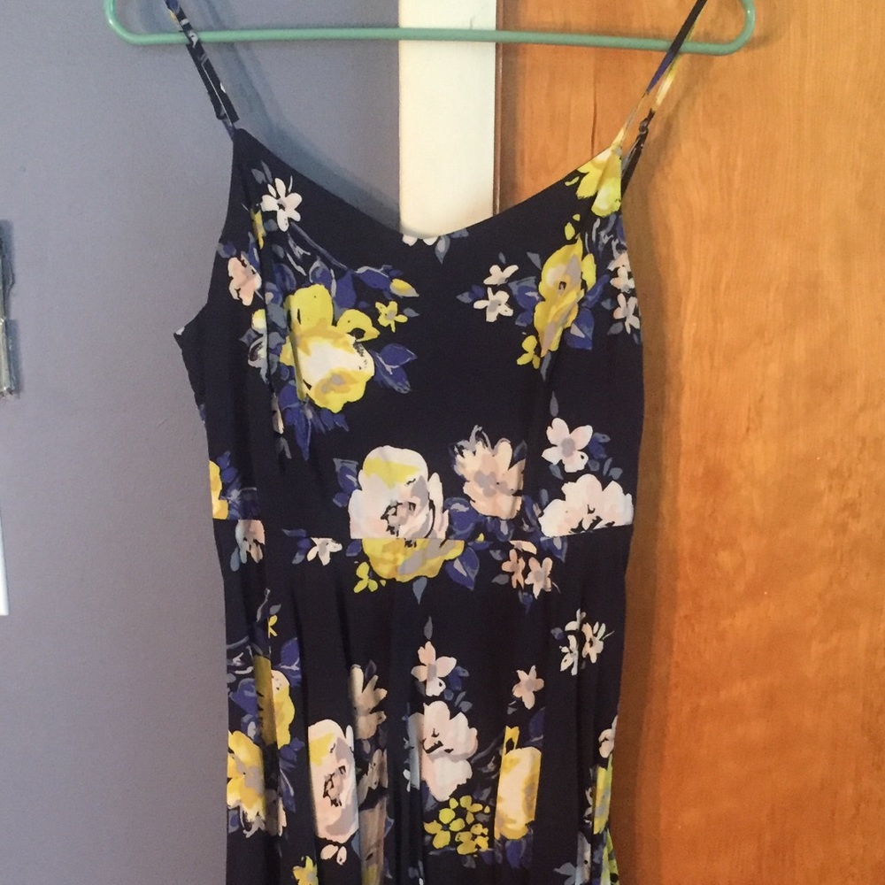 Old navy dress size M
